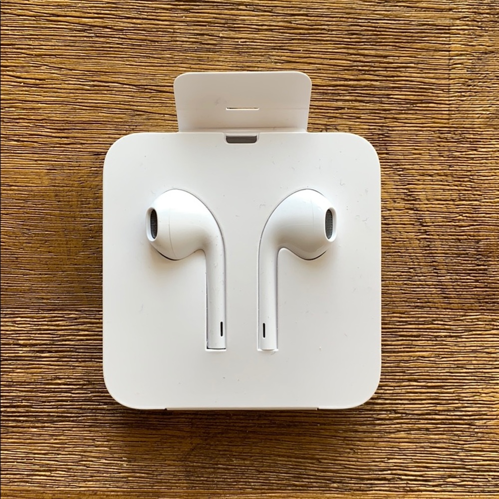 Apple EarPods NWT never used. iPhone 8 or above